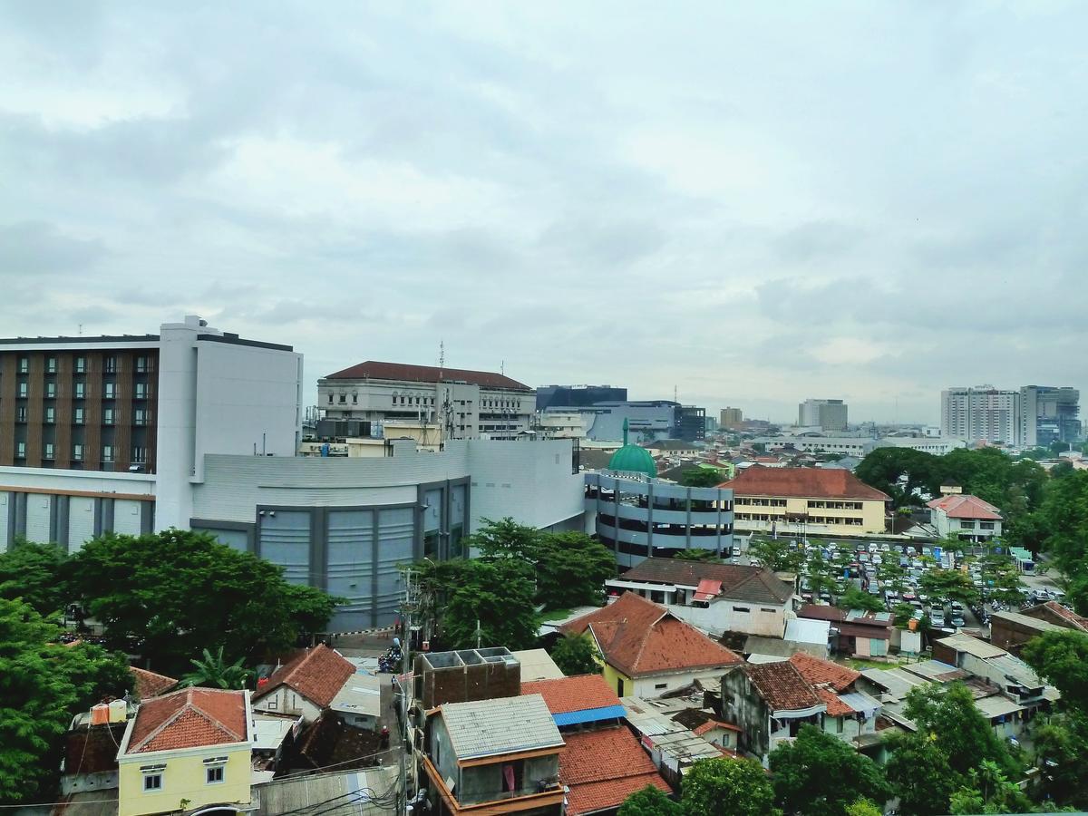 Pinnacle Apartment Pandanaran Semarang Kültér fotó